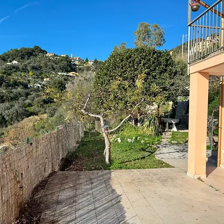 Apartment 5 Min Hanbury Gardens, Amazing Sea View Ventimiglia