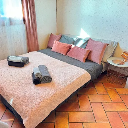 5 Min Hanbury Gardens, Amazing Sea View Apartment *
