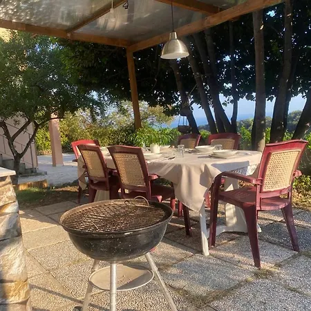 Apartment 5 Min Hanbury Gardens, Amazing Sea View *